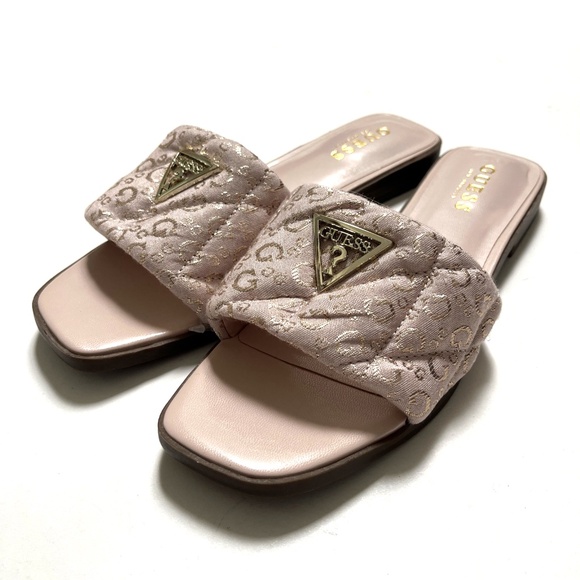 NWOB GUESS Pink Quilted Logo Slide Sandals Slip-On Comfort Size 9 Gold Accent - Picture 2 of 9
